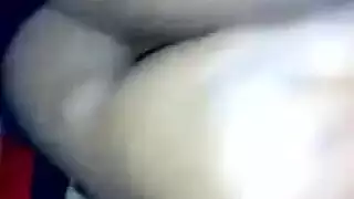 كس مبلول فوضوي يُنادى بوضعية الكلب