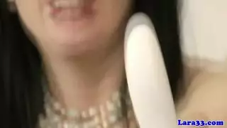 حركة مهبل مليء بالموز مع فتيات إنجليزيات خبيرات