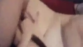 قامت فتيات مثليات مثيرات بممارسة الجنس الجماعي مع ساعي البريد