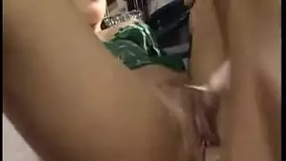 نيك المرأة في مزرعة