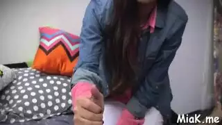 الخادمة لعريانة