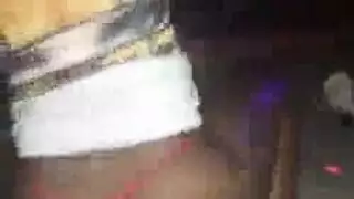 أفلام العبيد الإباحية تجعل الأب المحترف يقذف حتى فقدان الوعي
