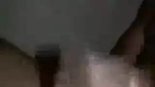 فاتنة الساخنة ، أرادت أوما جولي اللعب مع العضو التناسلي النسوي لها ، بينما كانوا وحدهم معًا