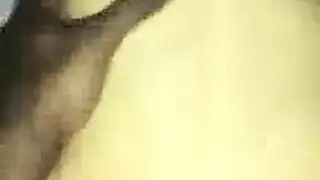 قضيب أسود كبير يتراكم نحو انفجار مني هائل في جنس جامح