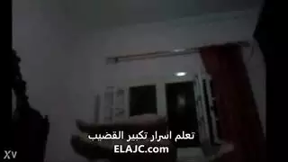 فيلم إباحية عربي مثلي صريح: قضيب سعودي نابض يضرب الوجه