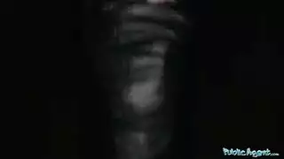جلسة ضرب بالقضيب الجلدي تبدأ الآن