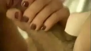 تنام مع أخوها و ينيكها