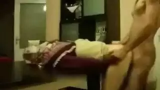 عذرية شرج مراهقة عربية تُأخذ في مشهد إكس إكس إكس عنيف