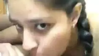 عاهرات حقيقيات في مشاهد مص وركوب صريحة
