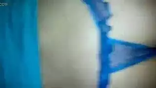 شقراء مراهقة تتحول للفجور مع سيجارة وقضيب كبير
