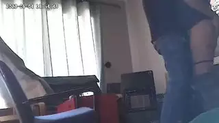 مشهدت الفديوهات مع اختي