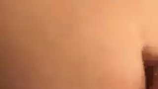هزات شرجية لإلهة يونغ يونغ في فيلم إباحي صريح