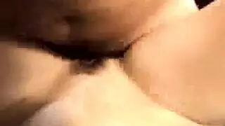 زوج ديوث يقدم زوجته إلى رجل اخر