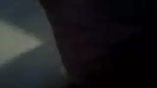 الفاتنة الشقراء دانيال تغوي شابًا أصغر بشقها المبلل ثم تمارس الجنس معه
