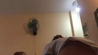 خضوع الأخت غير الشقيقة جماع عائلي صريح