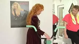 تونسية تتعرض لجماع مزدوج إباحي
