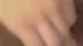 إناث مسيطرات: جنس فموي قاس على الوجه