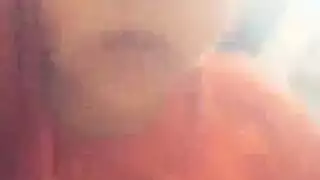 امرأة ناضجة كبيرة الصدر تحب الإيلاج العميق والنشوات الشديدة