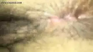 كس المراهقة البرازيلية المثيرة يُملأ في البيكيني