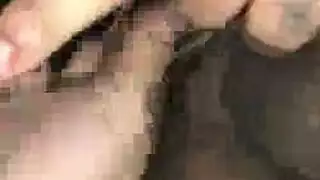 مصة قوية من فتاة سوداء صغيرة تحب المص