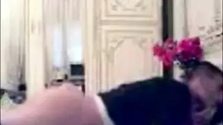 فيلم إباحي مثير مع خادمة عربية ركوب عميق ونيك متواصل