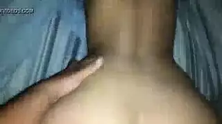 عروسان ساخنان يمارسان الجنس أمام الكاميرا في فيلم إبادي هاوي