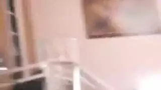 فرج الفتاة السمراء الرطب يحصل على الجنس الذي يتوق إليه من صديقتها