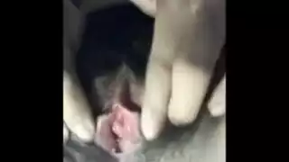 سمراء ذات فراء كثيفة تأخذ جنس عنيف من شاب أبيض