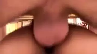 رجل أسود يضرب مؤخرة العاهرة القذرة بقوة