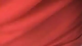 فتاة محتاجة تحصل على قذف داخلي عميق في مقعد الراكب