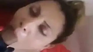 شرموطة تمتلئ بالسائل المنوي بعد مص شديد