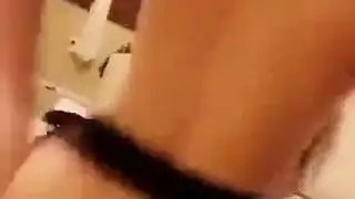 ثعلبة الصحراء مثلية جنسية خشنة مع راقصة البطن