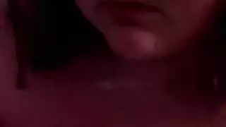 حمراء الشعر مغراء تتعرض لجنس فموي عنيف قبل حفر دبرها بشدة