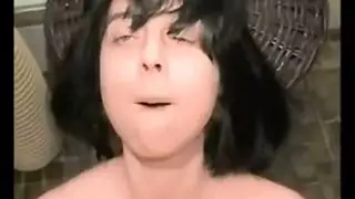 فرنسية سمراء في زي رسمي تمارس جنس عنيف في المكتب