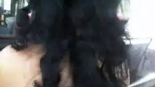 الاستمناء داخل الباص و التممحن على فتاة لباسها مغري