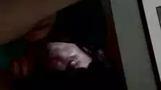 ينكها بالطعام داخ