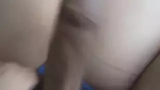 إثارة عبر الهاتف تؤدي إلى جنس شرجي قاسي وقذف عميق