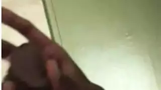فتاة حامل مثيرة تمتلئ باللذة في جلسة مسائية