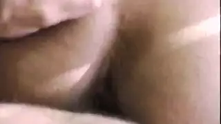 شاب جزائري وفتاة سمراء مثيرة: فعل شرجي قاسي