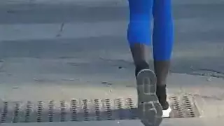 زب اسود شعر حمر قصير
