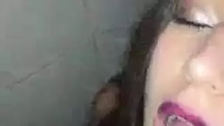 جماع فموي مكثف ينتهي بقذفة ساخنة في حلقها