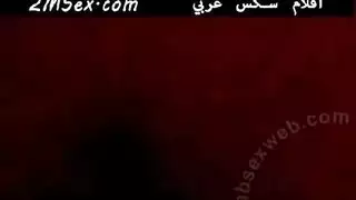 مصرية جامدة حبيبها بيلعلب فى كسها بصباعه