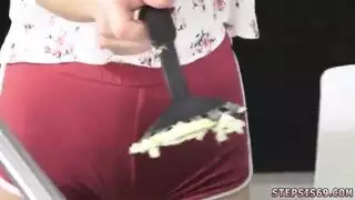 مص ماهر لقضيب سمين: متعة فموية إباحية
