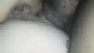 مراهقة تحصل على جنس علني قوي وتحبه