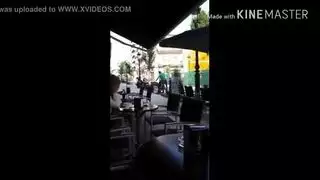 جلسة فتح الحلق: عاهرة آسيوية تأخذ قضيب أسود ضخم بعمق