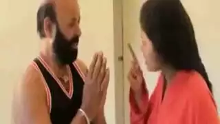 هواة أوروبيون يمارسون الجنس المكثف في سيارة مشبعة بالبخار