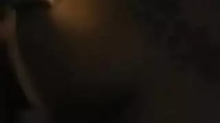 الجينز يخلع، المؤخرة للأعلى دخول خلفي قاسي