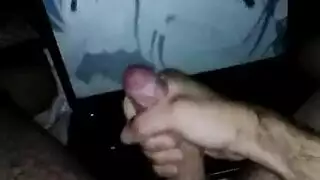 فتاة كرتونية ساخنة تأخذ قضيبًا صباحيًا وتطلب التوظيف