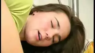 الشق شعر اللعب مع دسار على بطنه الشق شعر اللعب مع دسار على بطنه