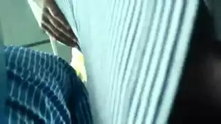 جميلة معوقة تظهر جلسة الجنس المنفردة